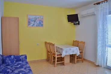 Apartments Darko Matahlija, Lopar