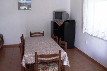 Apartments Darko Matahlija, Lopar